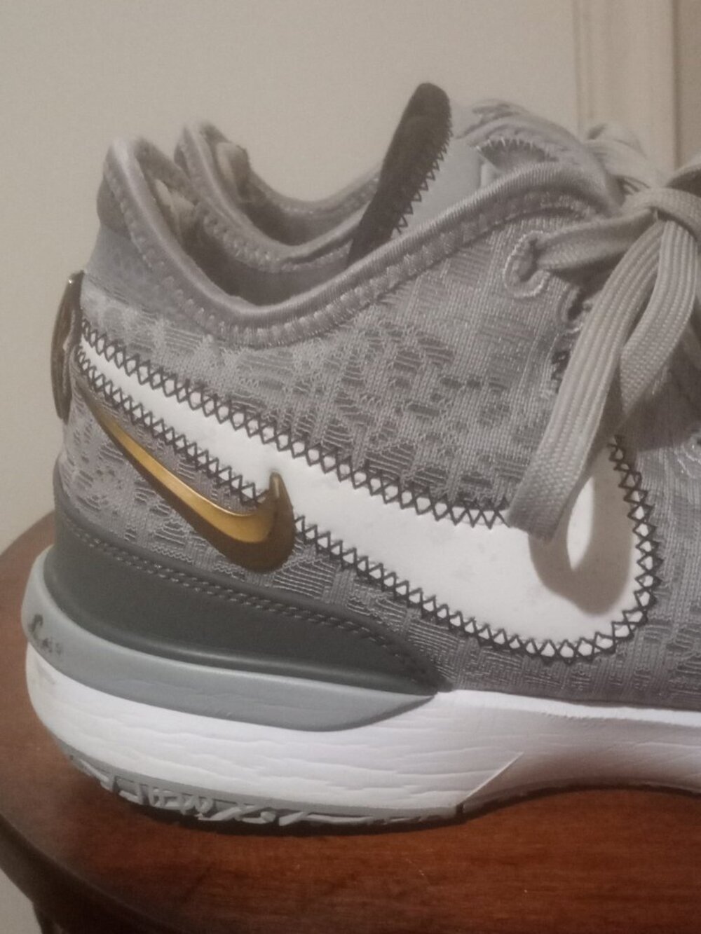 Men's Size 8.5 - Nike Zoom LeBron James NXXT Gen Wolf Grey - Picture 4 of 14